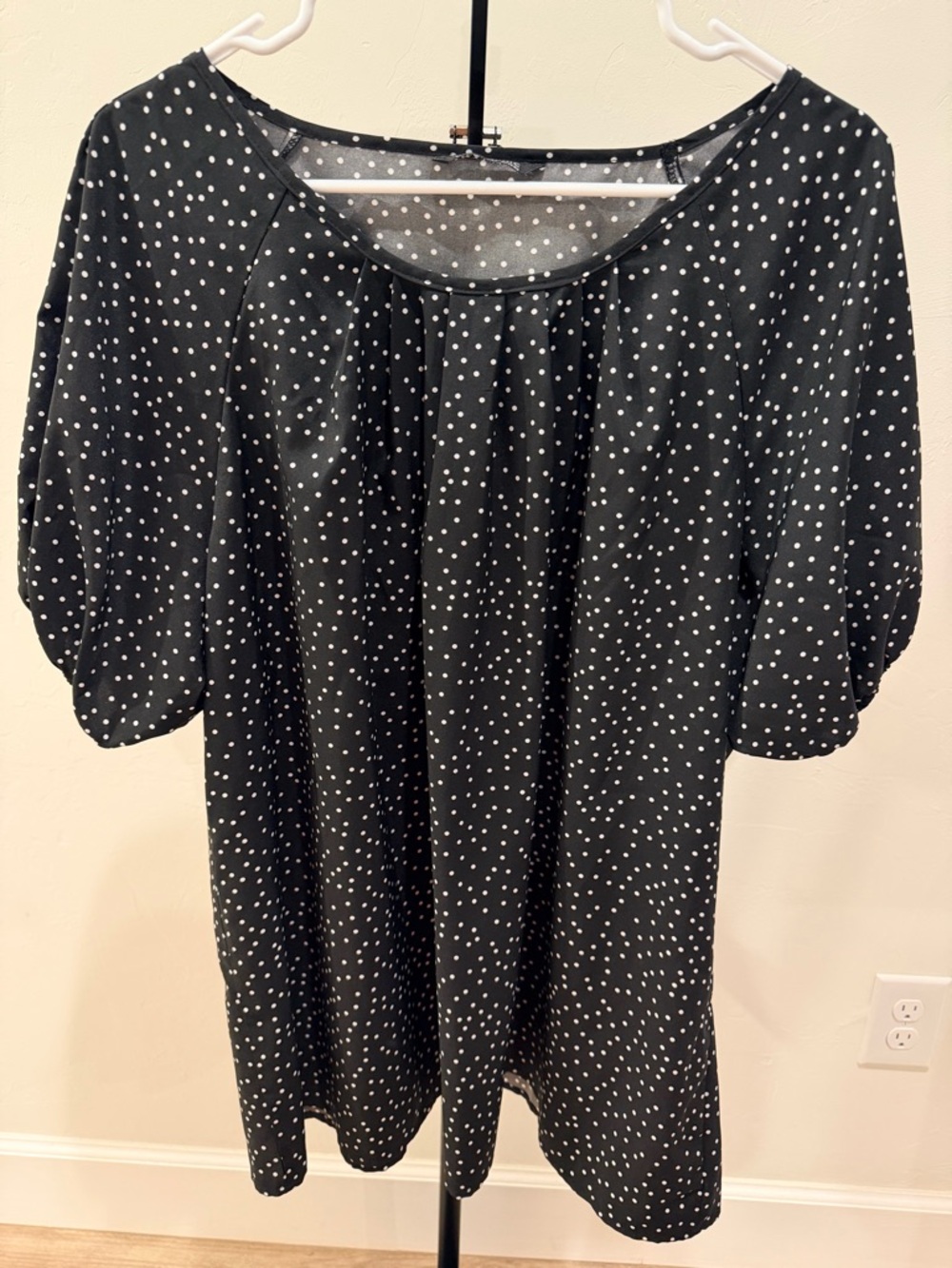 BloomChic Polka Dot Blouse – Size 18/20